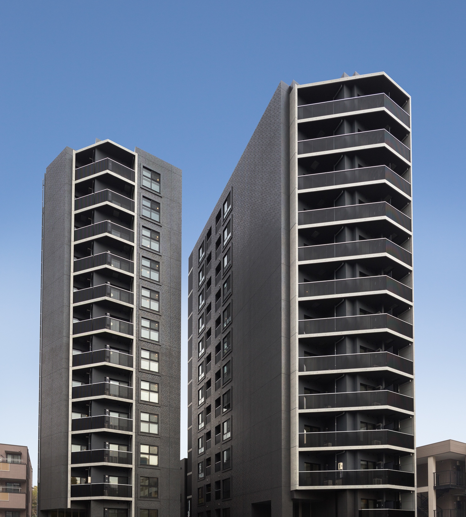 ZOOM新宿南First | ZOOMRENT ｜ LENZ DX